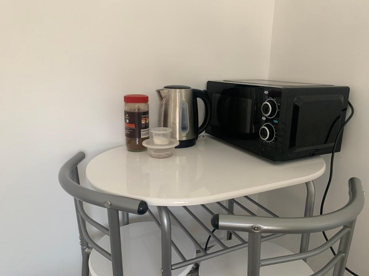 Double Room Bentilee Bucknall  Екстер'єр фото
