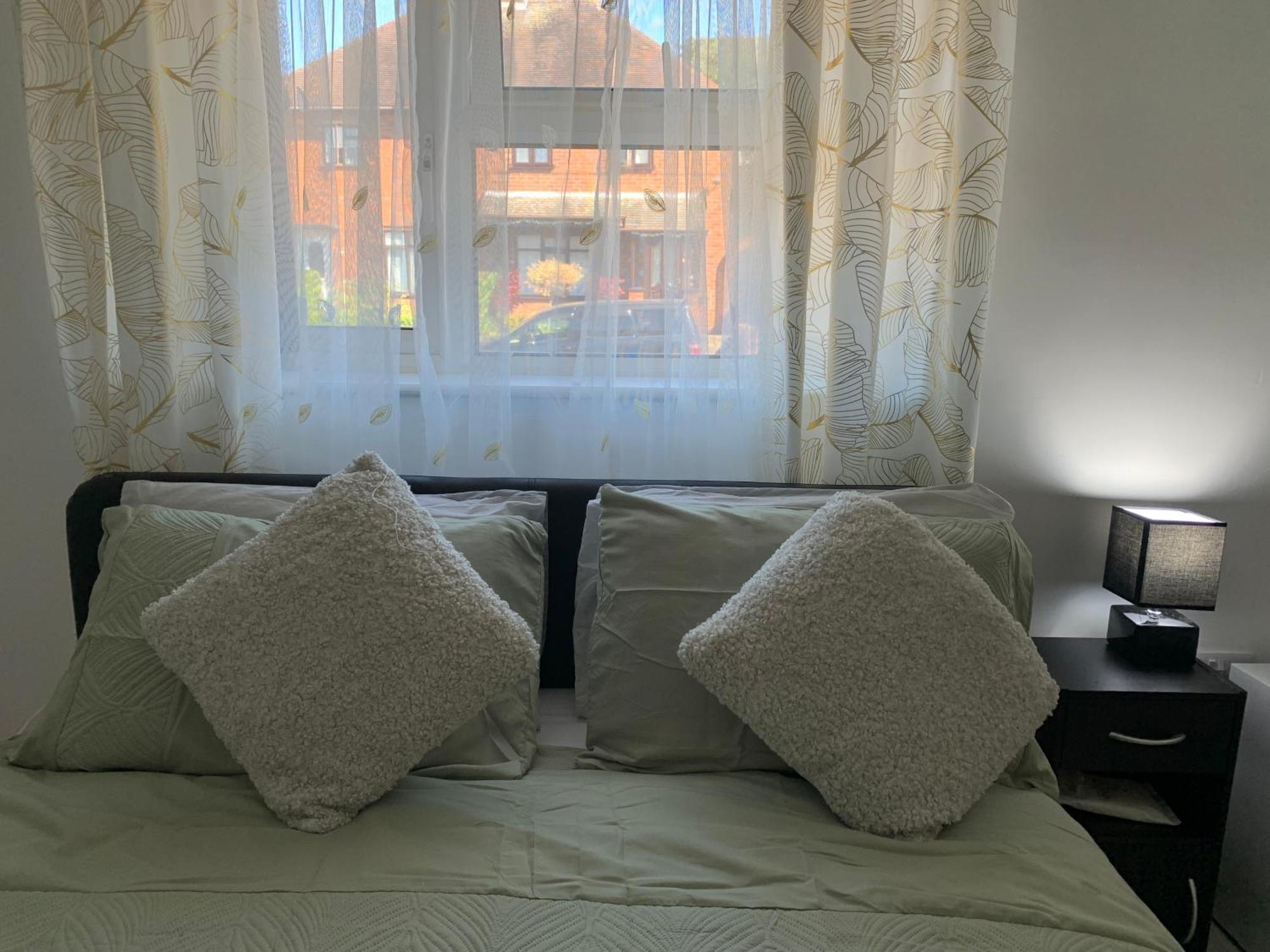 Double Room Bentilee Bucknall  Екстер'єр фото
